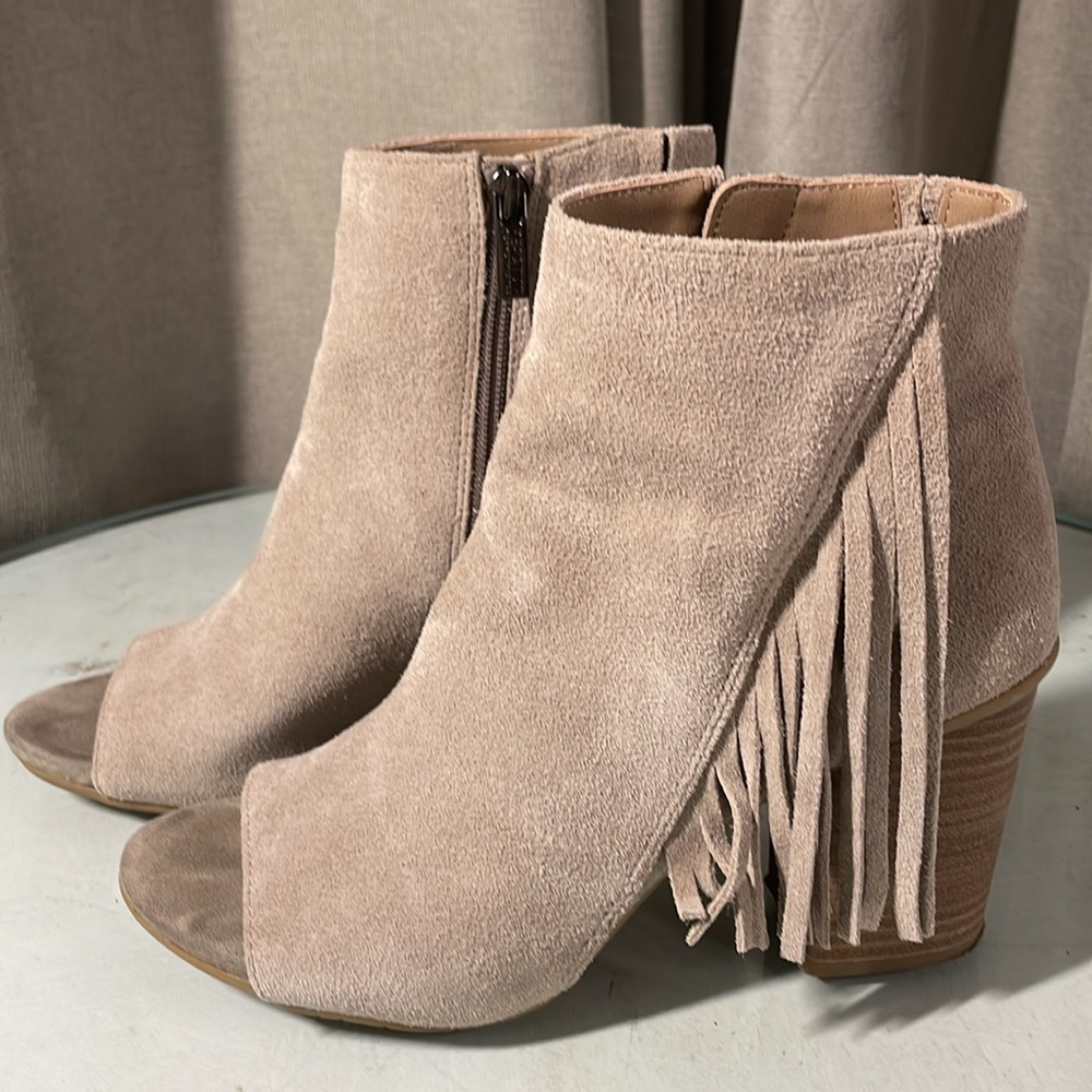 Fridah Show Open Toe Fringed Ankle Boots